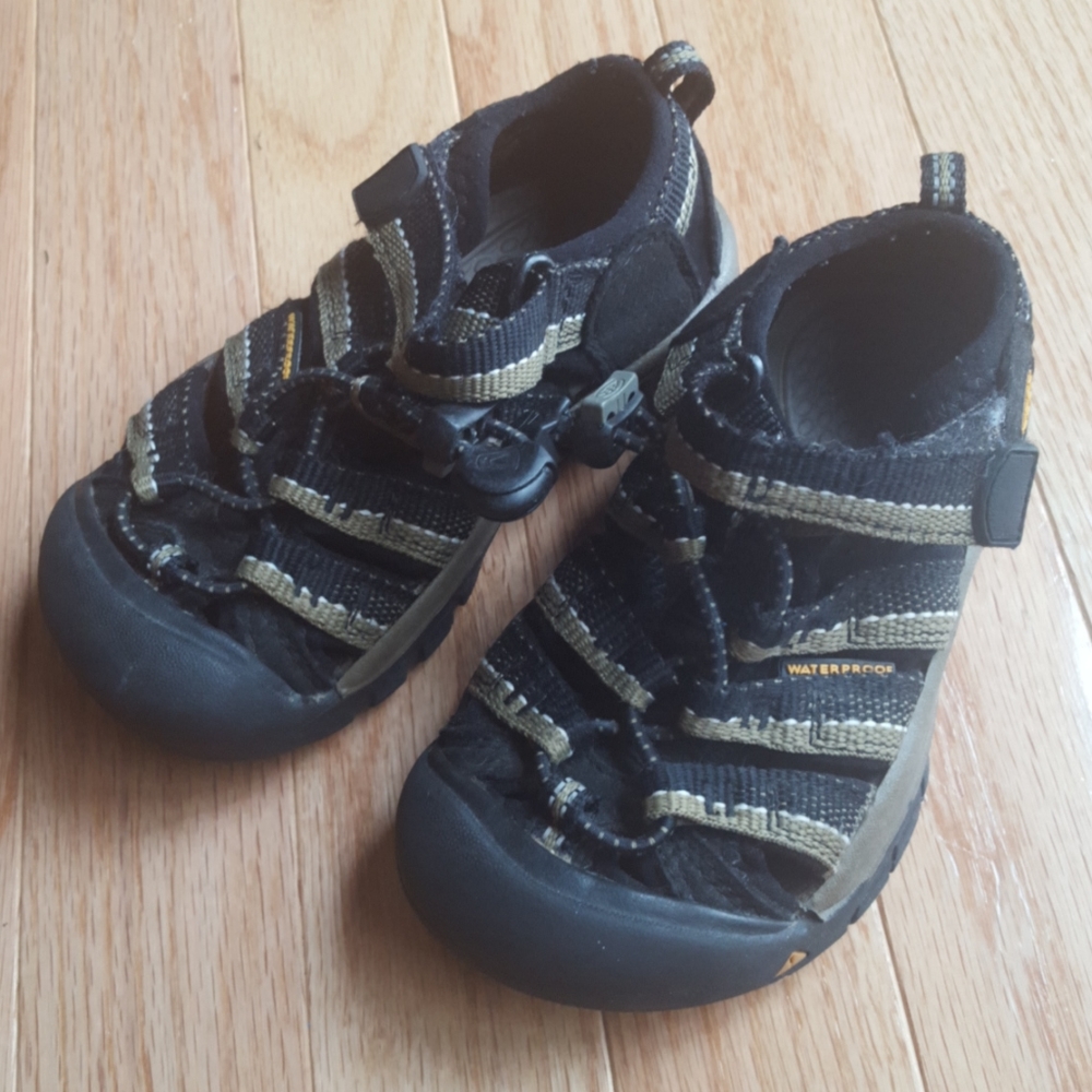 Toddler Keens